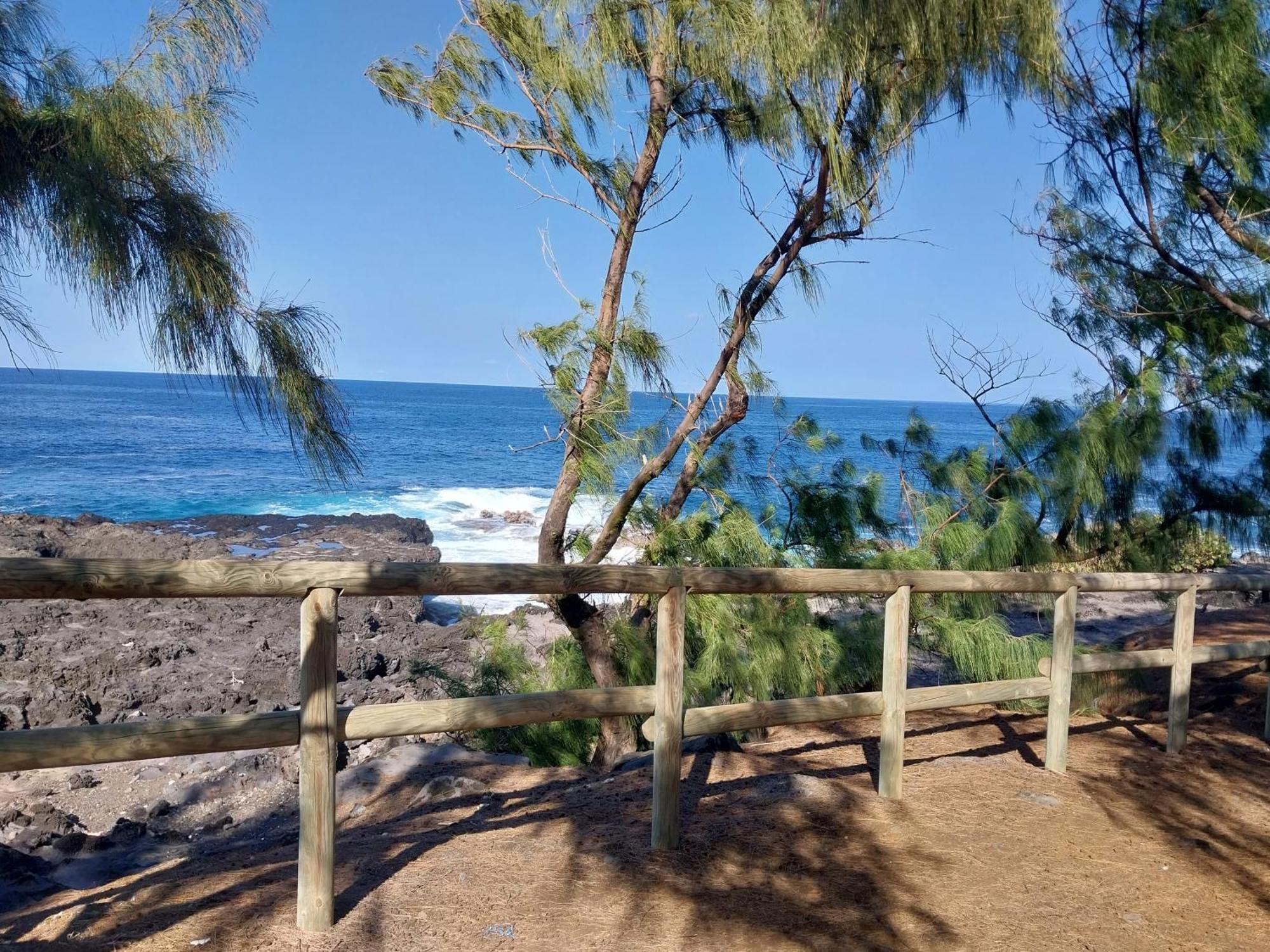Vila Les Badamiers Saint Pierre Exteriér fotografie